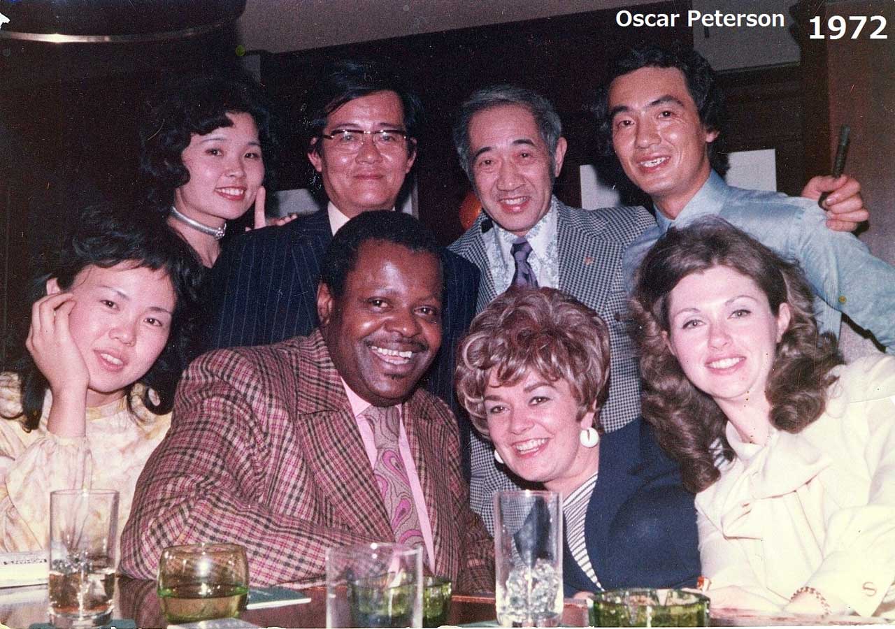 店内風景 | アルバトロス 赤坂のジャズバー JAZZ BAR