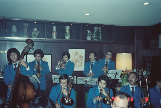 六本木店内 | アルバトロス 赤坂のジャズバー JAZZ BAR