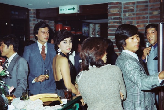 六本木店内 | アルバトロス 赤坂のジャズバー JAZZ BAR